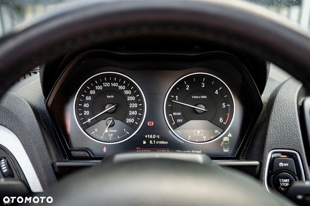 BMW Seria 2 218d - 15
