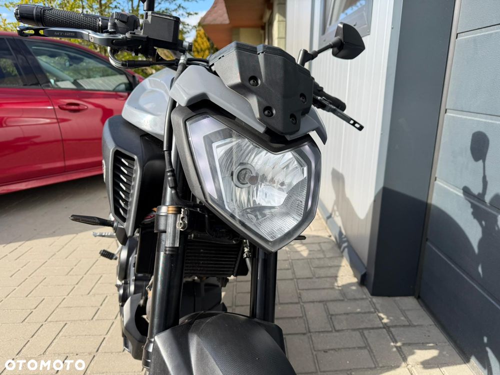 Yamaha MT - 2