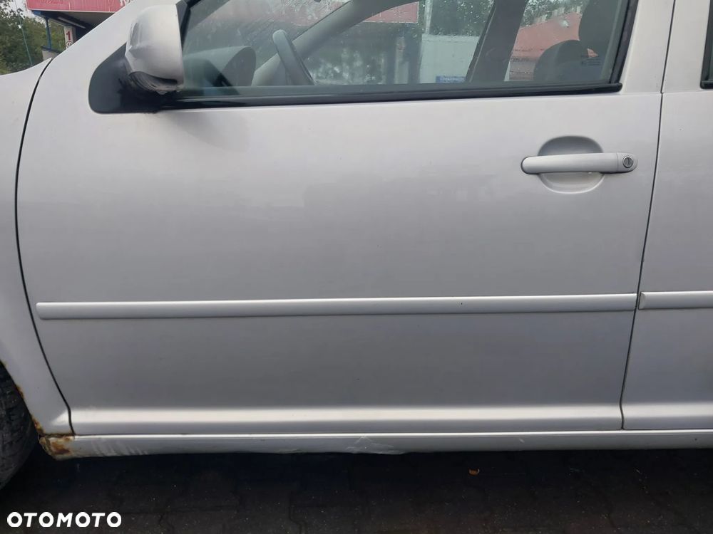 Volkswagen Golf 4 IV GENERATION silnik kompletny 1.9 TDI 90 KM ALH skrzynia biegów sprzęgło pompa wtryskowa paliwa drzwi lewe prawe zderzak maska błotnik klapa lusterko LB7Z turbina maglownica mcperson sanki belka osłona zbiorniczek zamek alufelgi r16 zwrotnica zacisk hamulcowy amortyzator mechanizm szyby serwo pompa pompka panel podszybie lampa tłumik wydech szyba sonda fotel pompka głowica NA CZĘŚCI WSZYSTKIE CZĘŚCI - 9