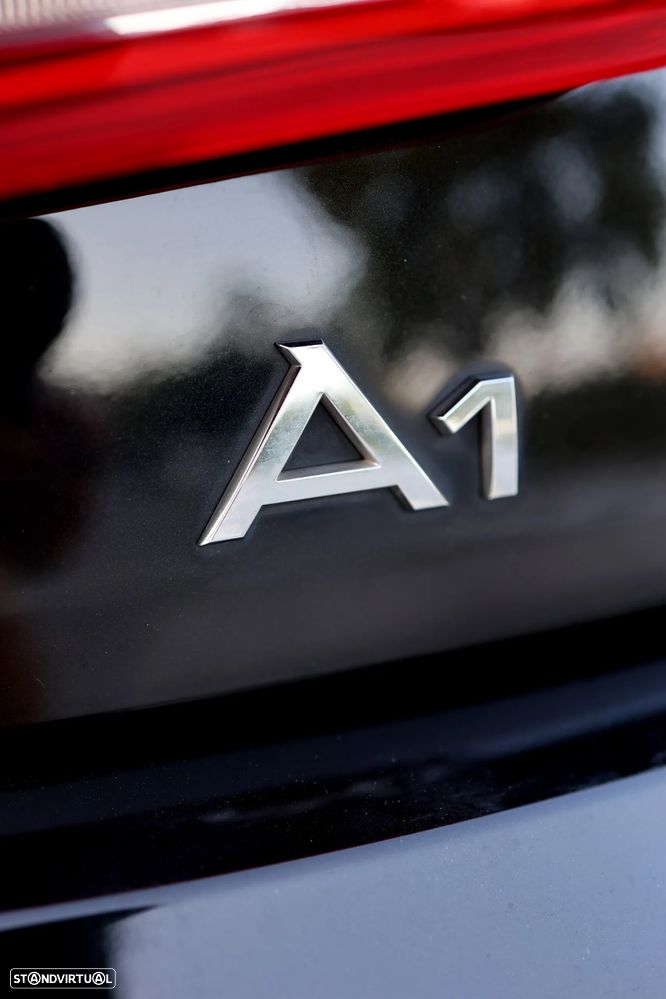 Audi A1 Sportback 1.6 TDI S-line - 27