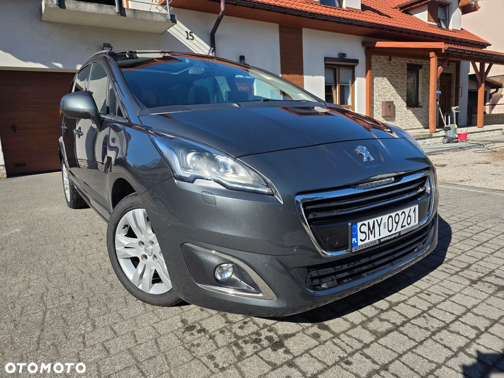 Peugeot 5008 BlueHDi 150 Allure - 1