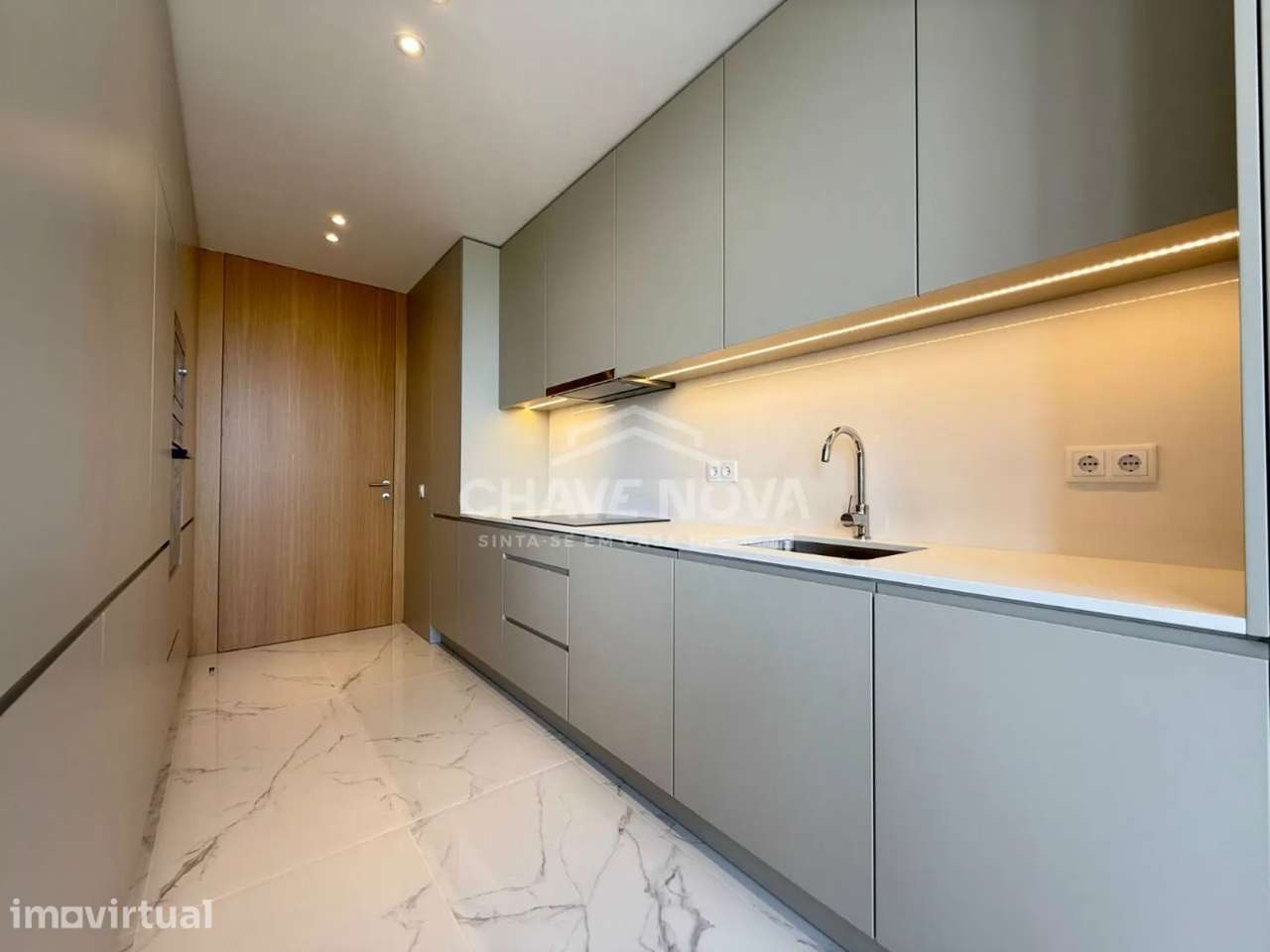 Fabuloso T3 no empreendimento Living Sea, situado na Foz de Gaia. - Grande imagem: 4/23