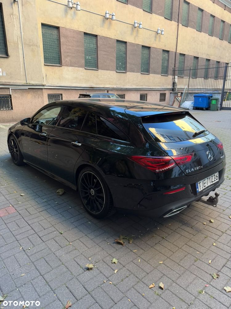 Mercedes-Benz CLA - 4