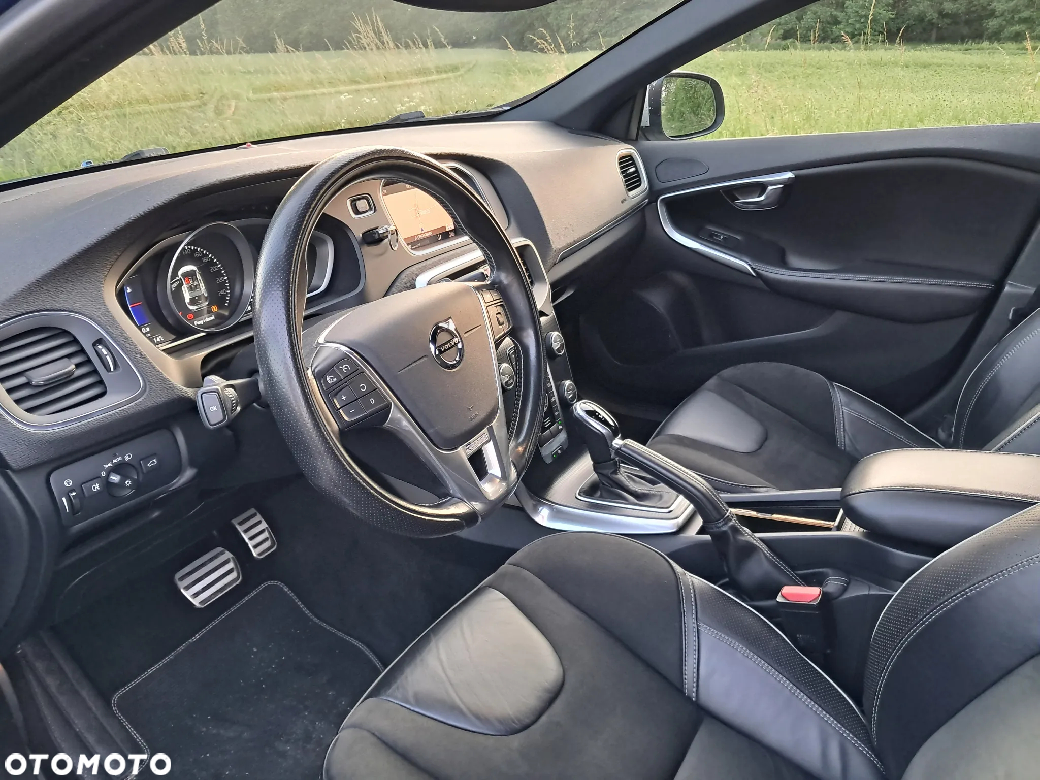 Volvo V40 D2 Geartronic RDesign - 10