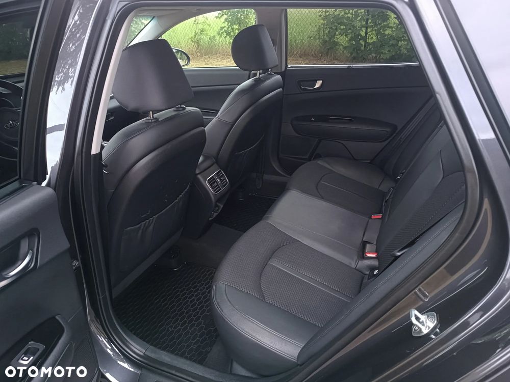 Kia Optima 1.7 CRDI XL - 26