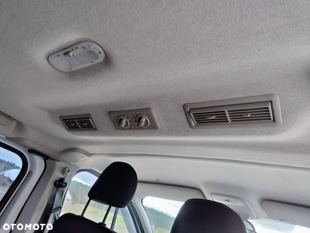 Opel Vivaro L2H1 S&S Tourer - 19