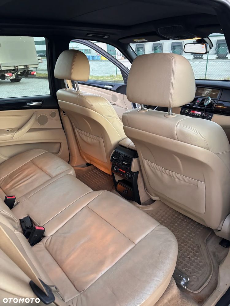 BMW X5 xDrive48i - 22