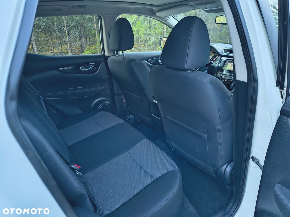 Nissan Qashqai 1.6 DIG-T N-Connecta - 12