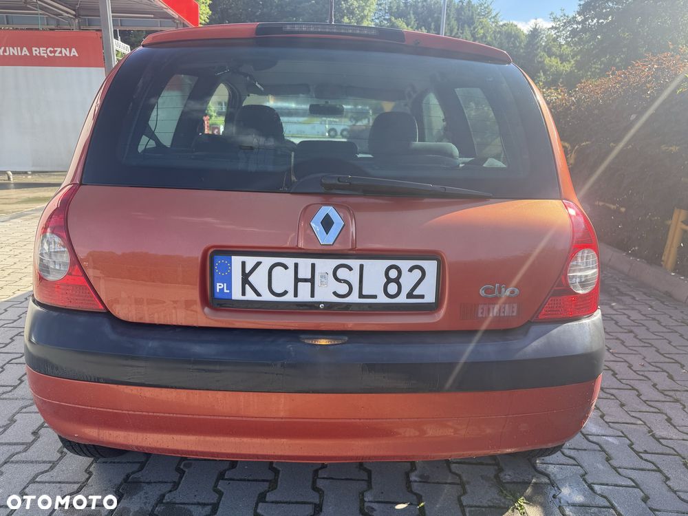 Renault Clio - 6