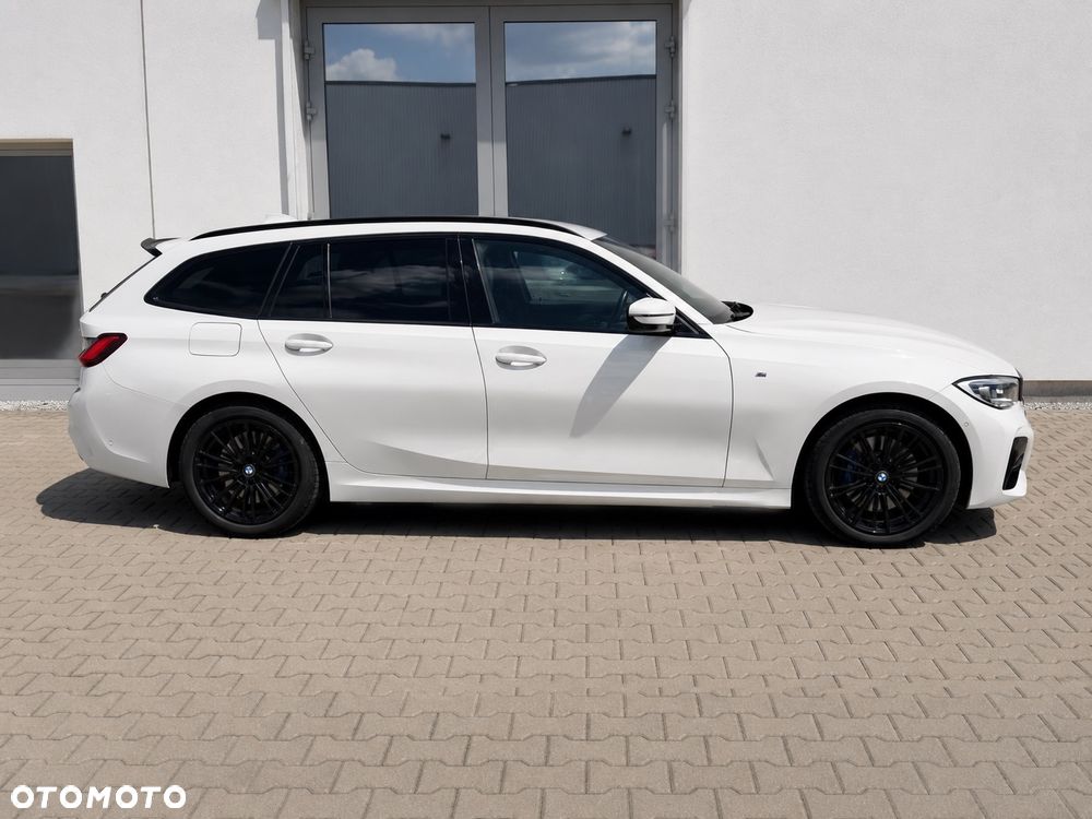 BMW Seria 3 330e xDrive M Sport sport - 5