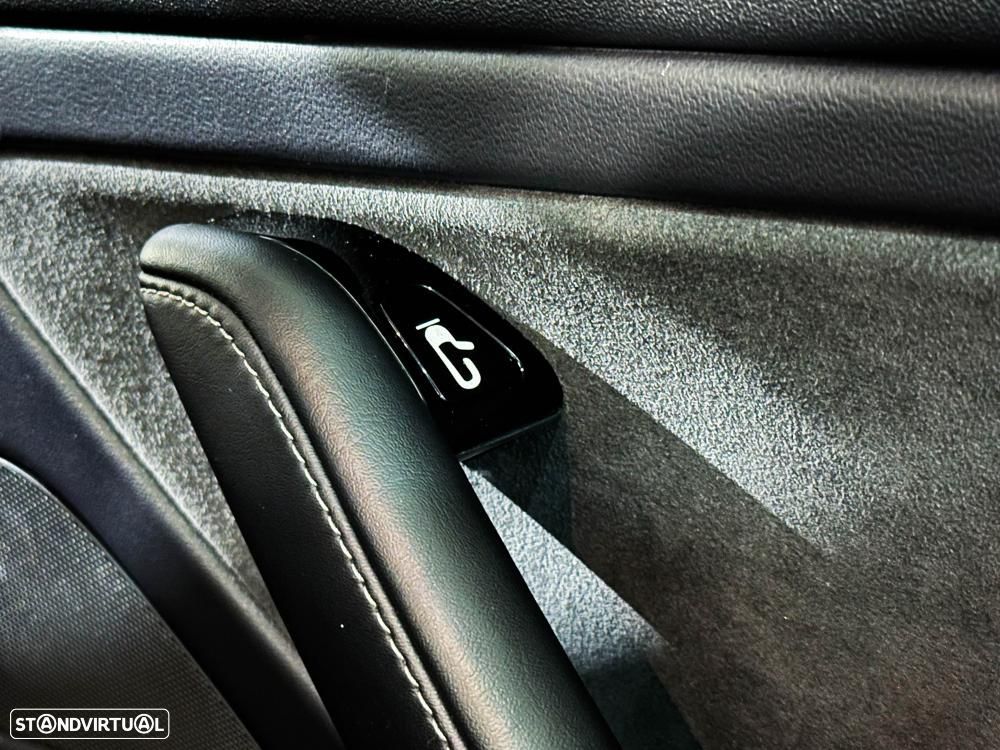 Tesla Model 3 Long Range Tração Integral - 30