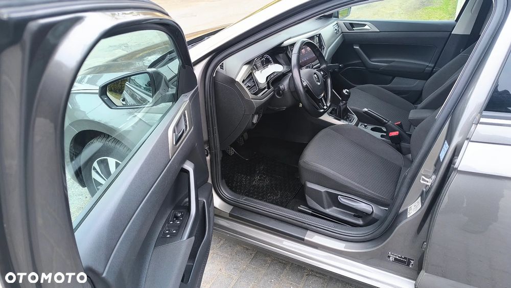 Volkswagen Polo - 19