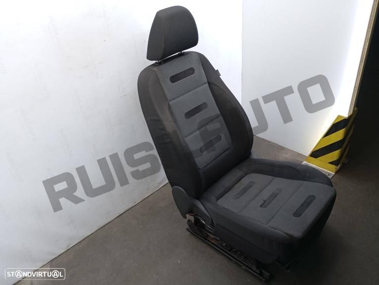 Conjunto Bancos  Vw Tiguan (5n) [2007_2016] 2.0 Tdi 4motion - 3