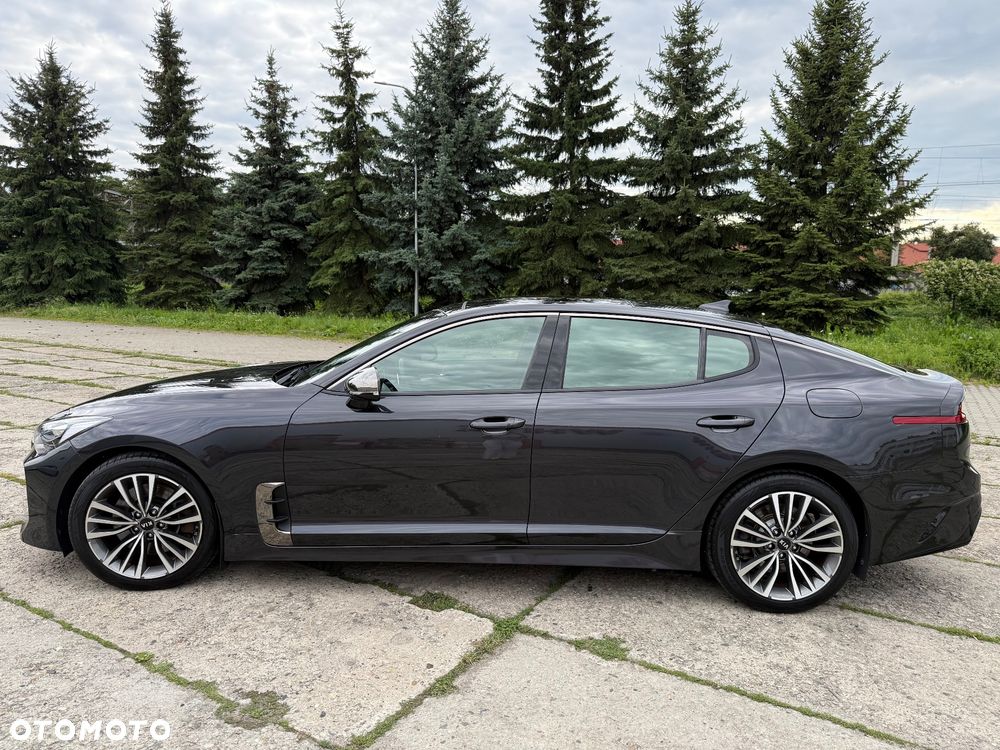 Kia Stinger 2.0 T-GDI GT Line - 22