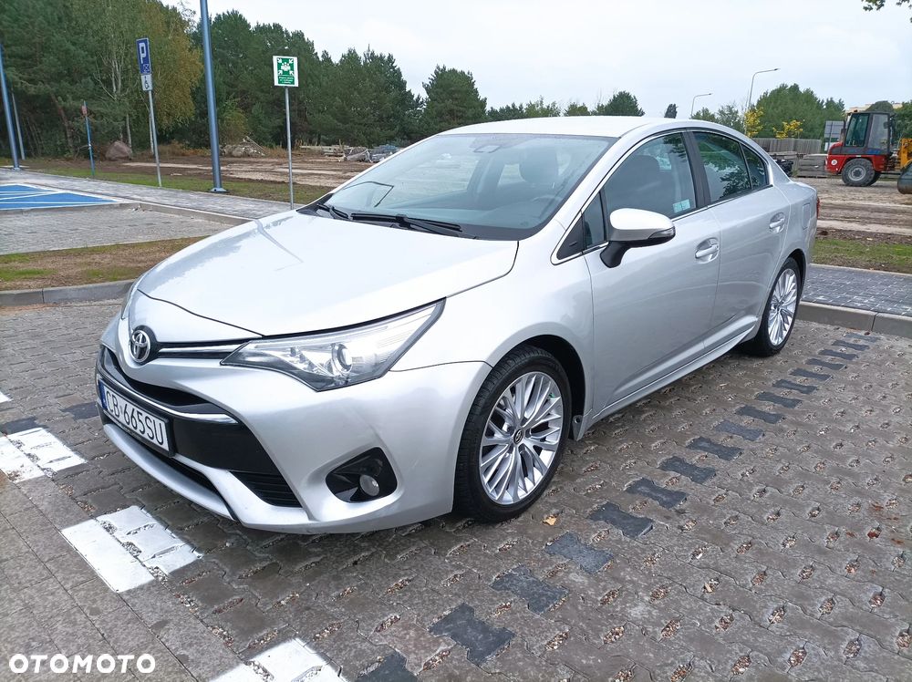 Toyota Avensis - 1