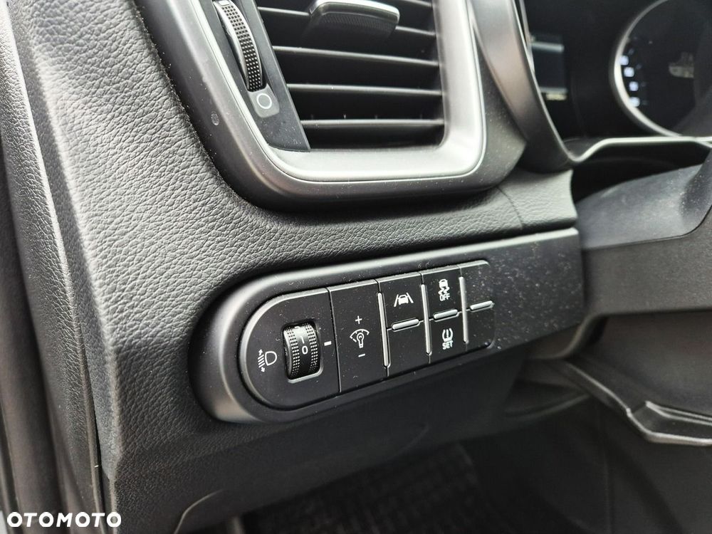 Kia Ceed 1.5 T-GDI M DCT - 14