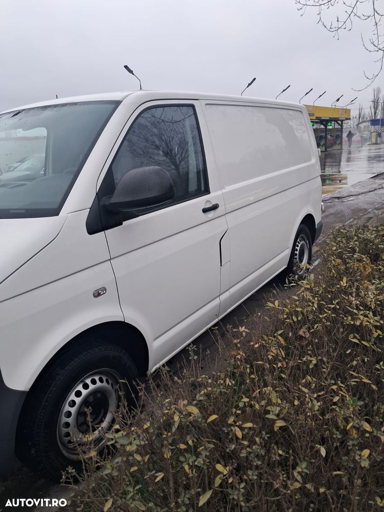Volkswagen Transporter - 8