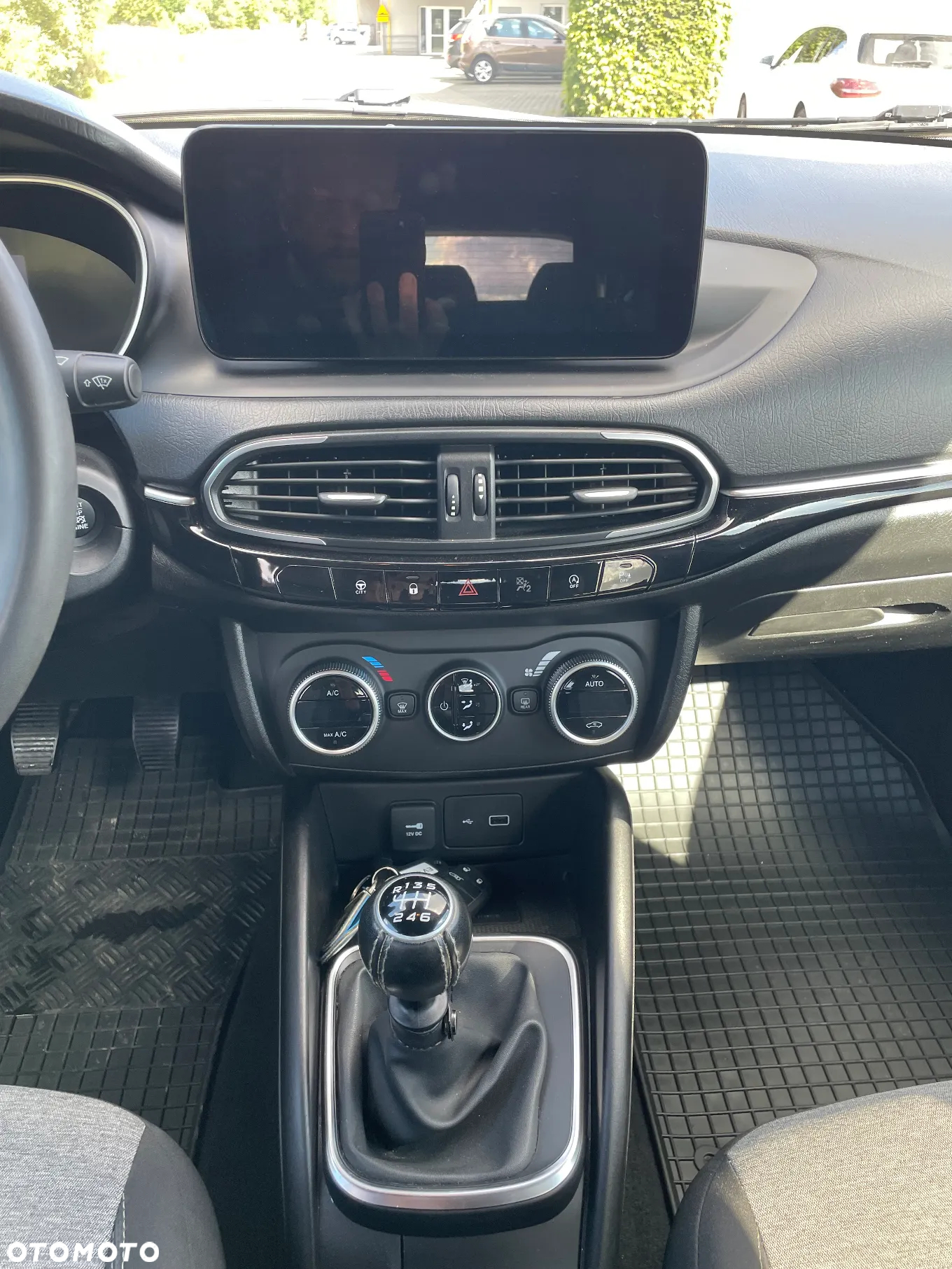 Fiat Tipo 1.6 MultiJet Cross - 16