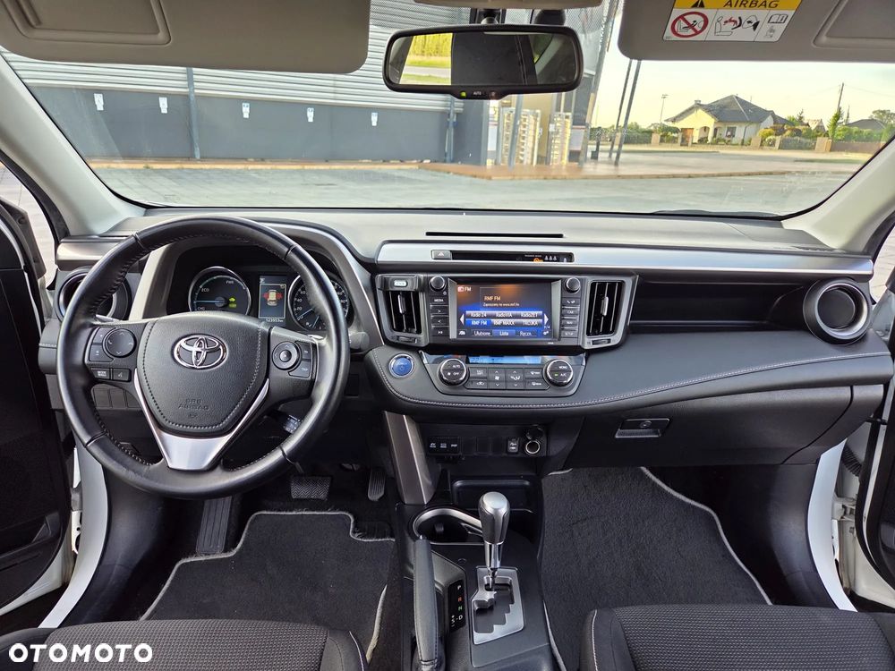Toyota RAV4 Hybrid Selection 4x4 - 14