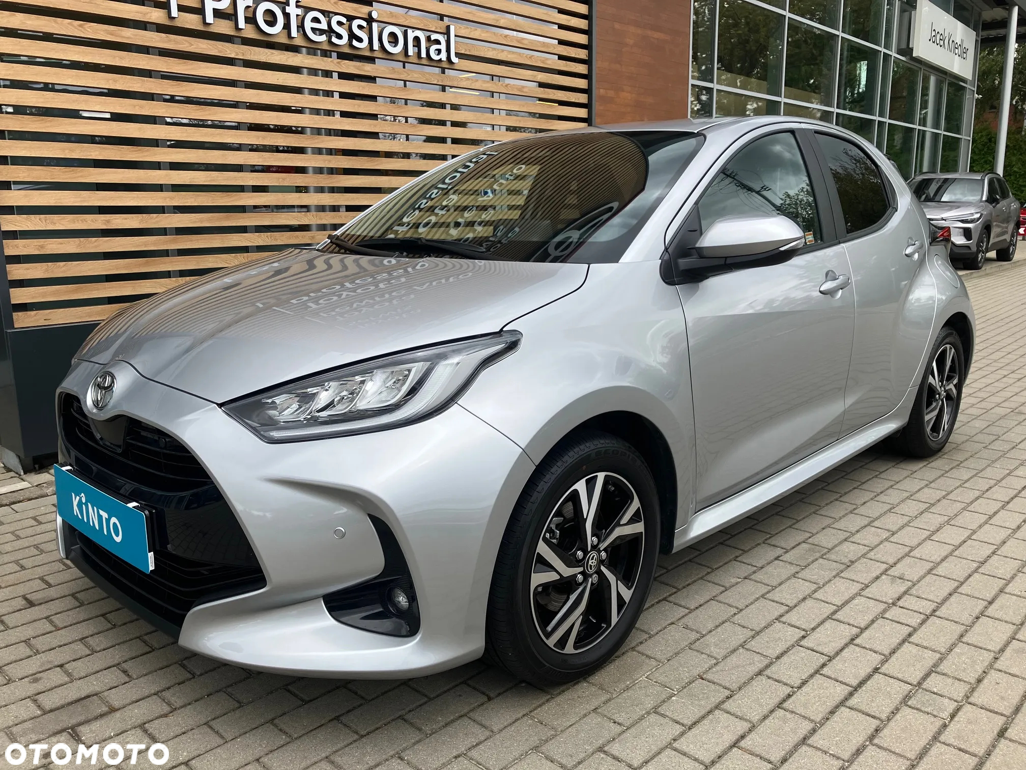 Toyota Yaris Hybrid 1.5 Style - 2