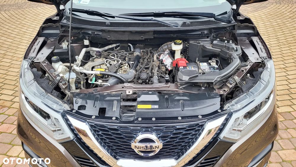 Nissan Qashqai 1.3 DIG-T ACENTA - 16