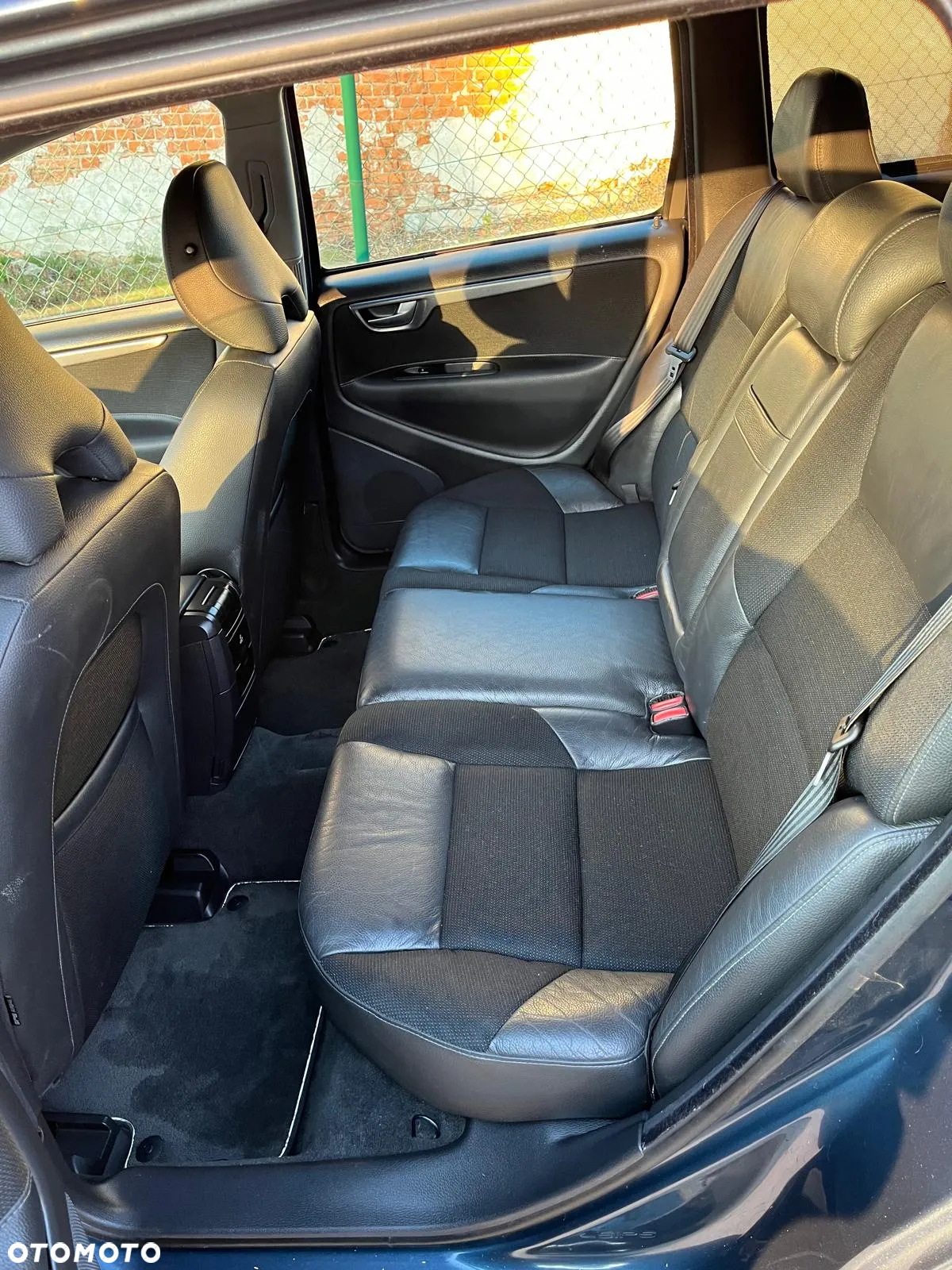 Volvo V70 D5 DPF Edition Sport - 18