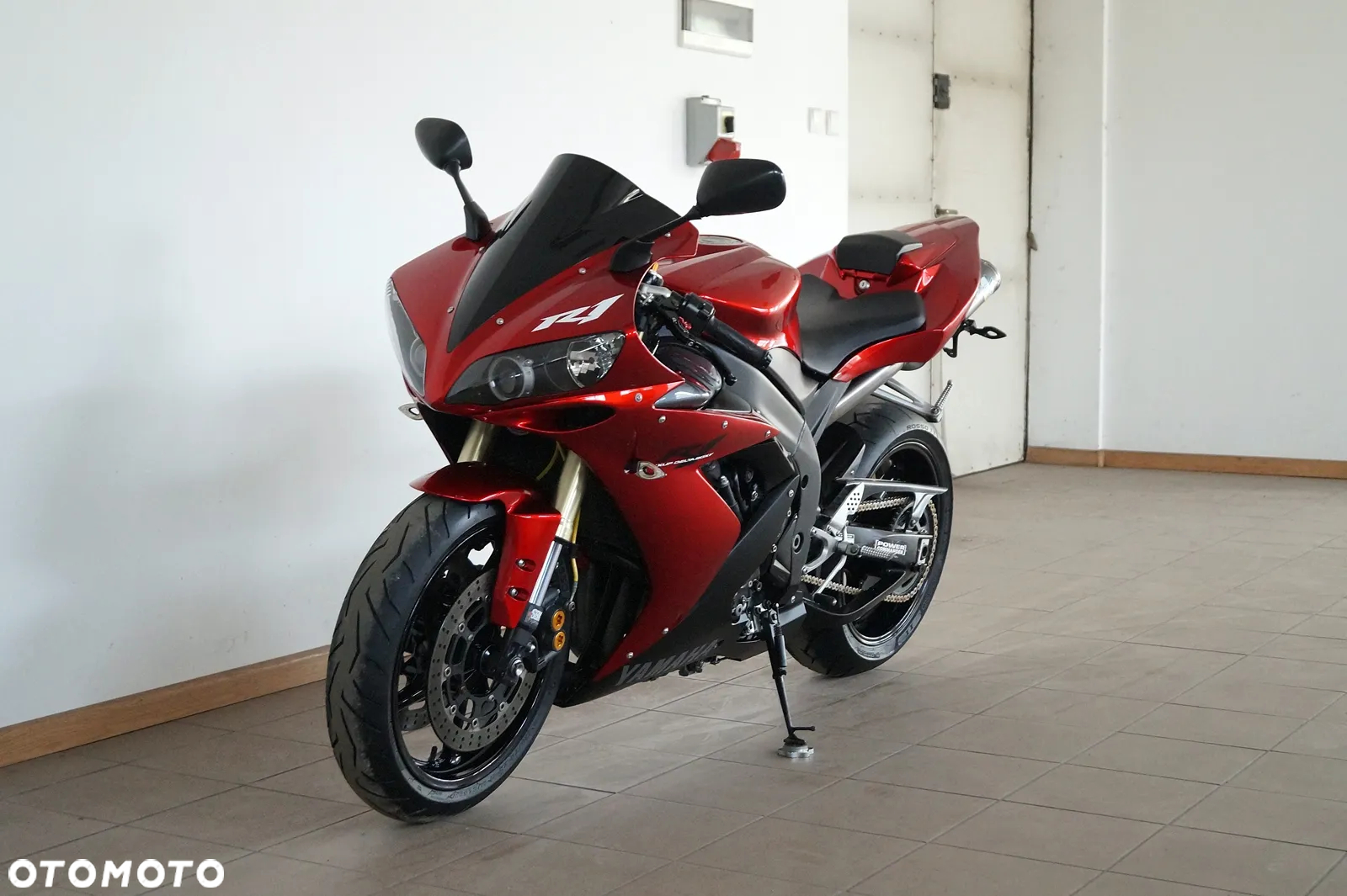 Yamaha R1 - 3