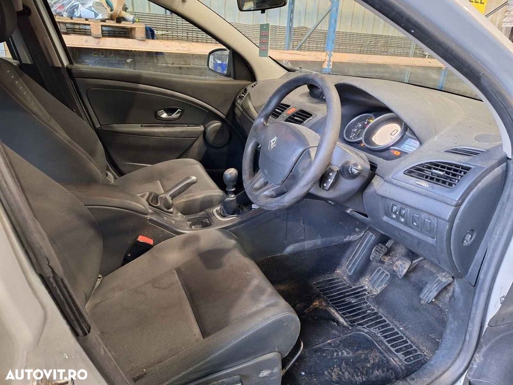 Oglinda Dreapta Renault Megane 2011 Break Argintiu - 5