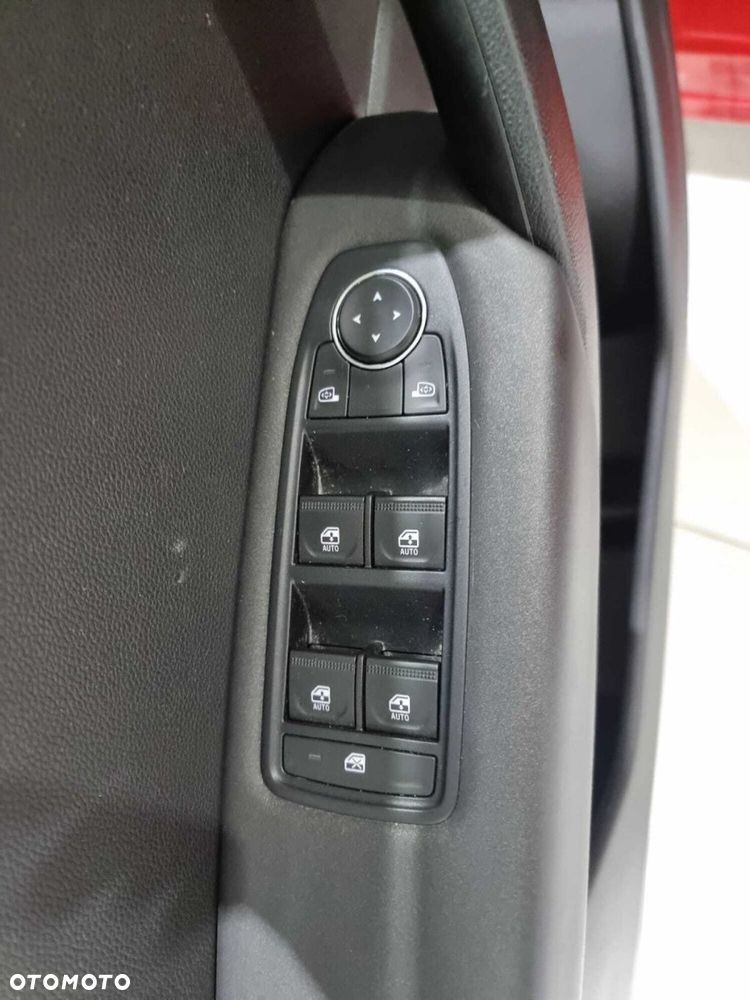 Renault Captur - 22