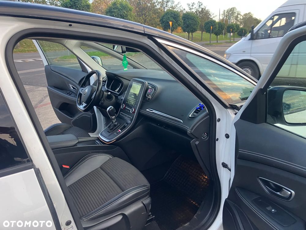 Renault Scenic - 7