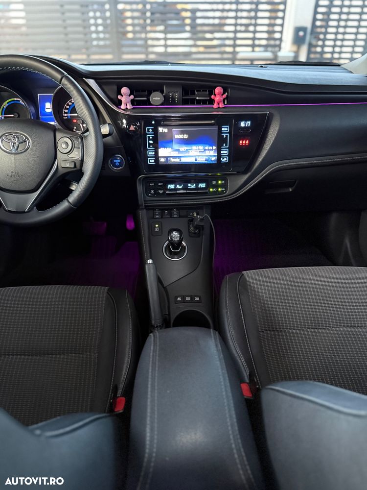 Toyota Auris - 17