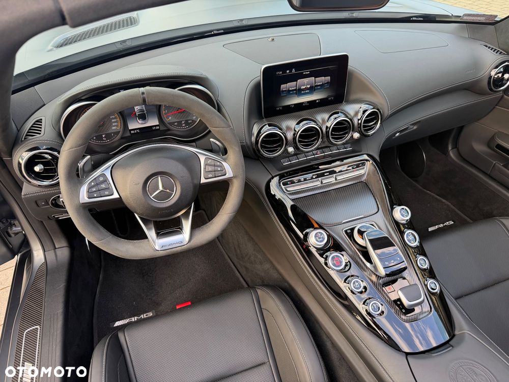 Mercedes-Benz AMG GT C - 23