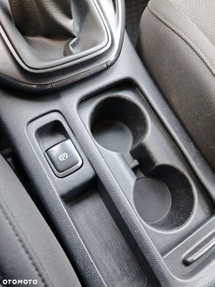 Kia Carens 1.6 GDI XL 7os - 8