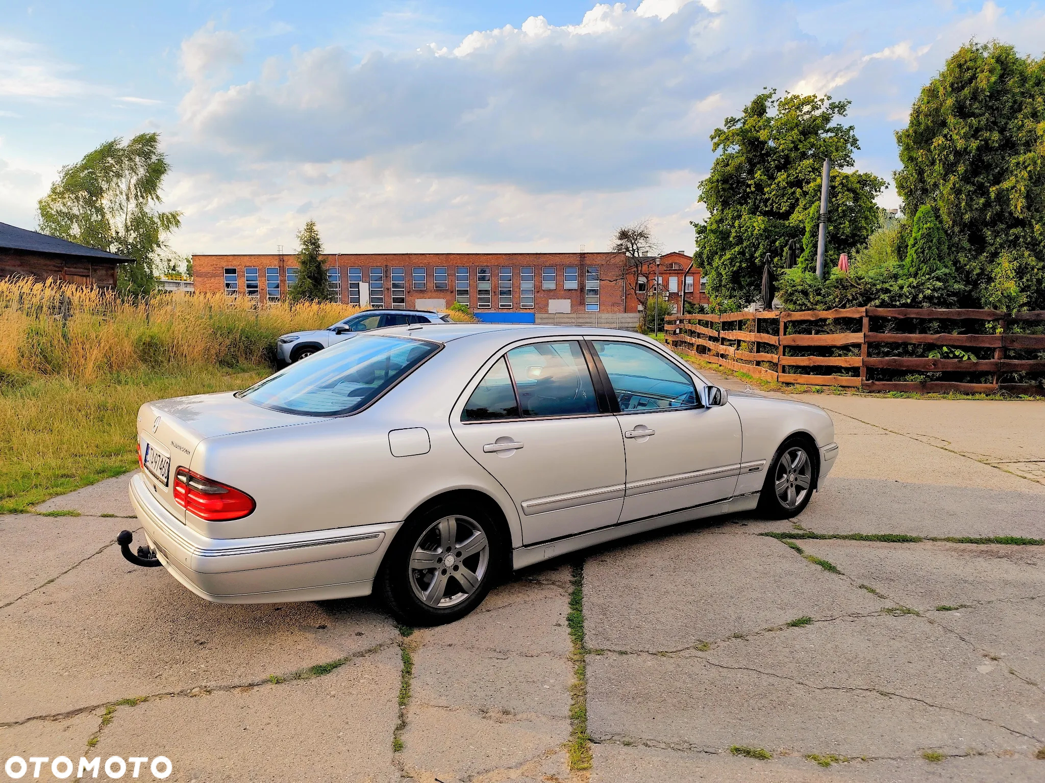 Mercedes-Benz Klasa E - 8