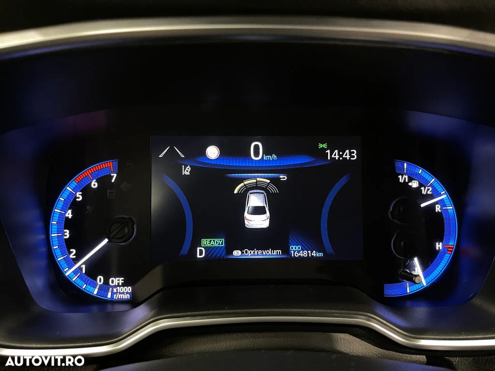 Toyota Corolla Sedan 1.8 HSD Business - 27