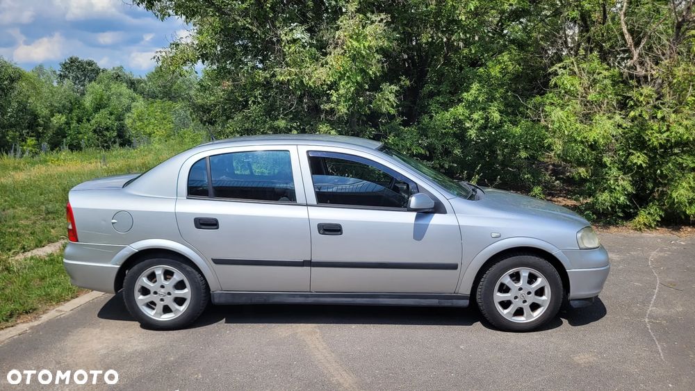 Opel Astra - 3