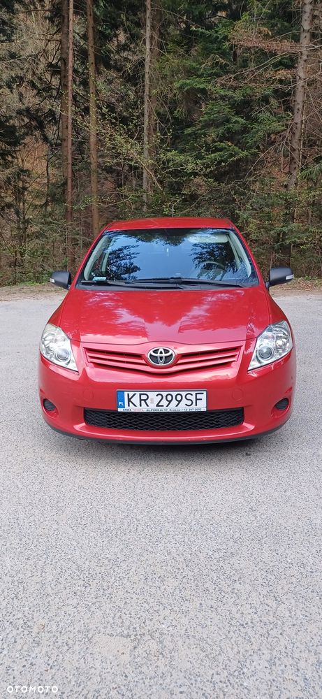 Toyota Auris 1.33 VVT-i - 2
