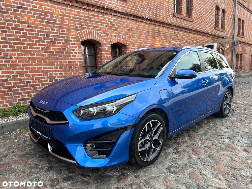 Kia Ceed 1.6 GDI DCT OPF Platinum Edition - 4