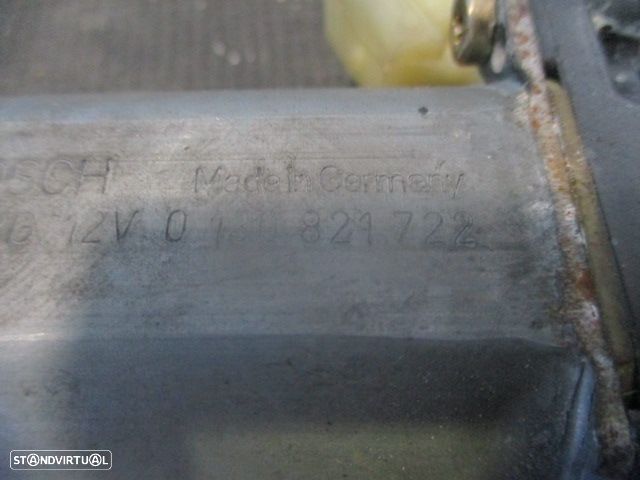 Motor Elevador Vidro 0130821722 MERCEDES W208 1999 CLK200 136CV 2P PRETO FE - 4
