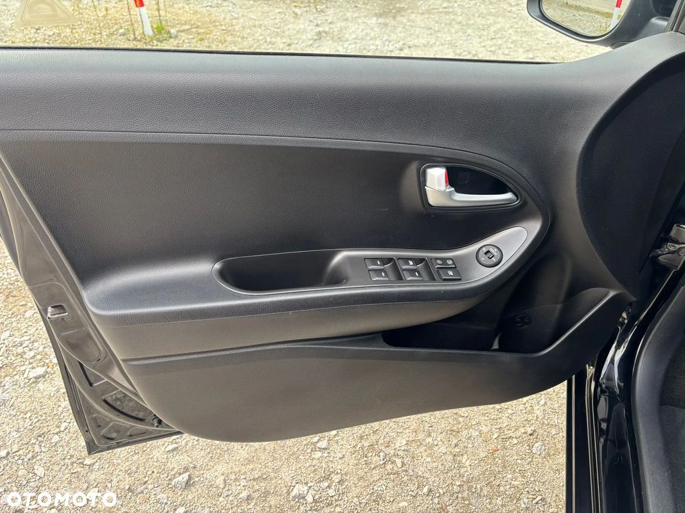 Kia Picanto 1.2 Fifa World Cup Edition - 16