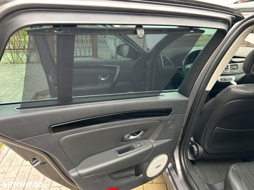 Renault Laguna dCi 110 FAP EDC Bose Edition - 19