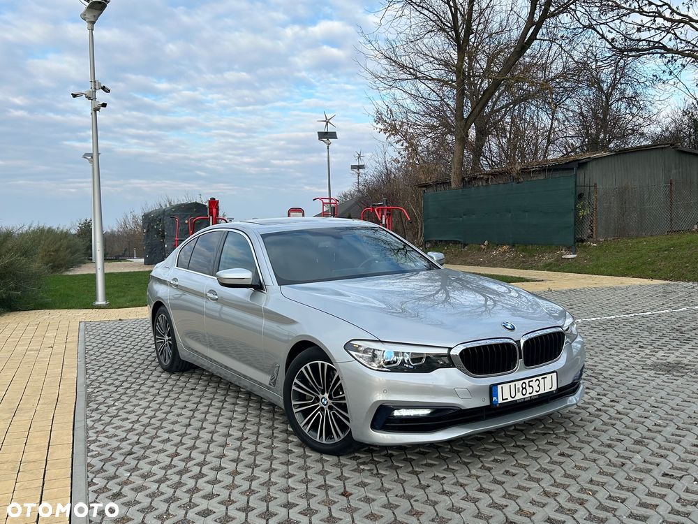 BMW Seria 5 530i xDrive GPF Sport Line sport - 2
