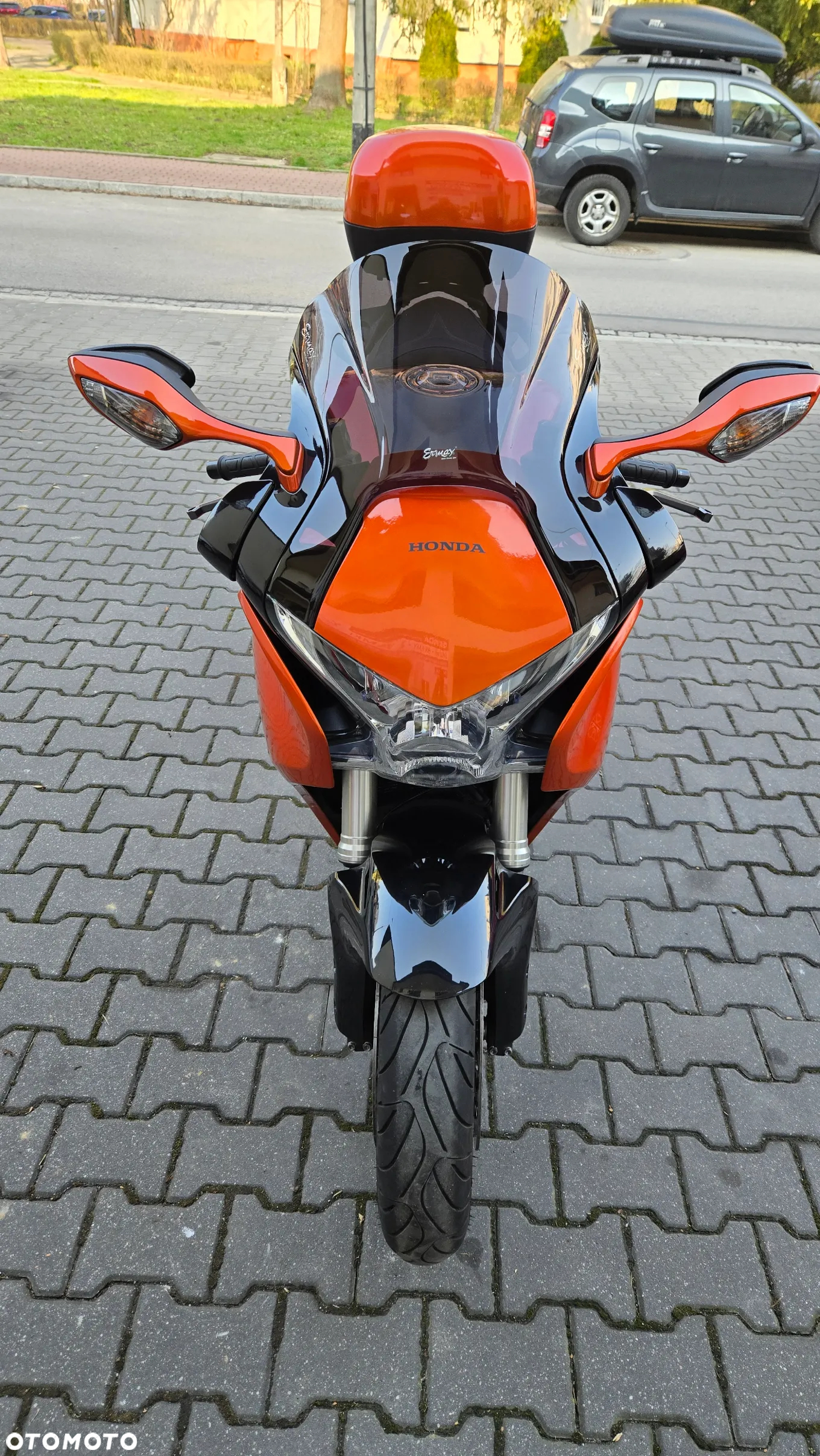 Honda VFR - 4