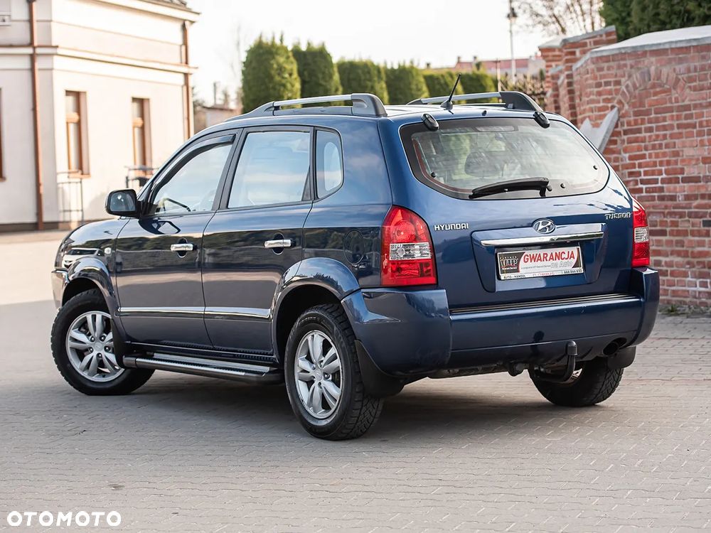 Hyundai Tucson 2.0 2WD GLS - 8