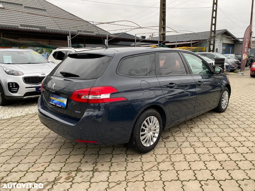 Peugeot 308 - 3