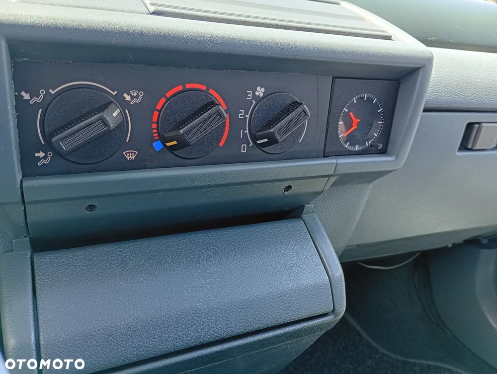 Renault Clio - 13