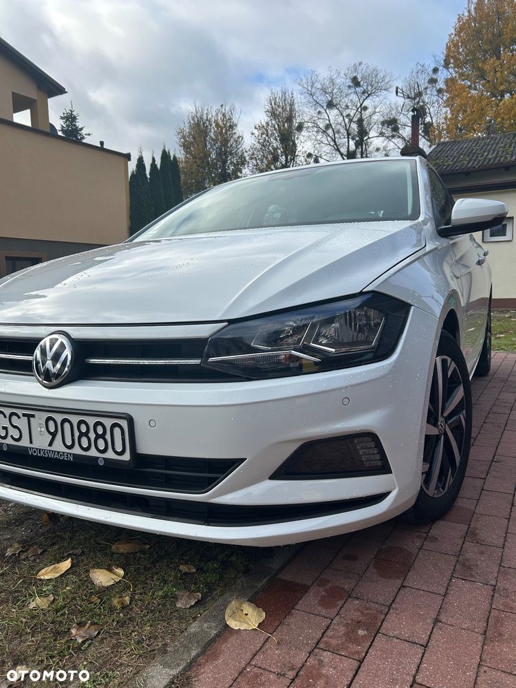 Volkswagen Polo - 2