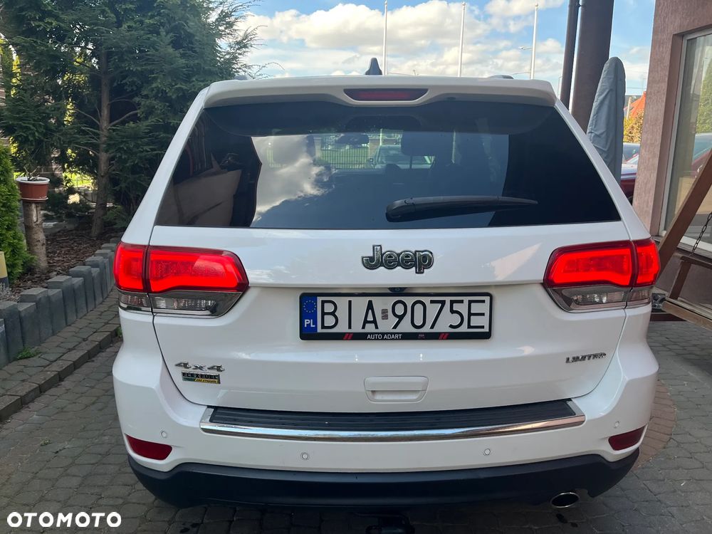 Jeep Grand Cherokee - 10