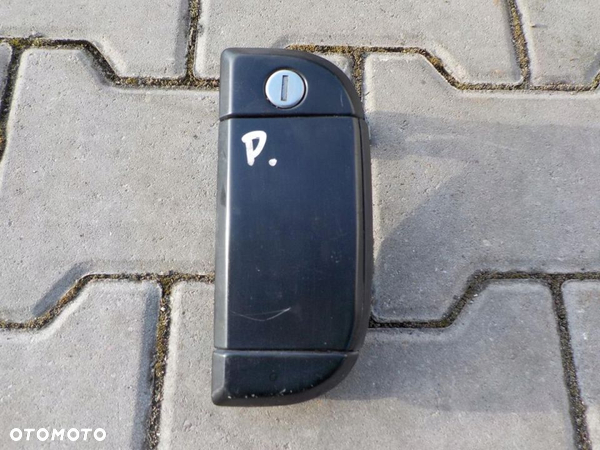 VW T4 DOKA KLAMKA PRAWA PRAWY TYŁ
