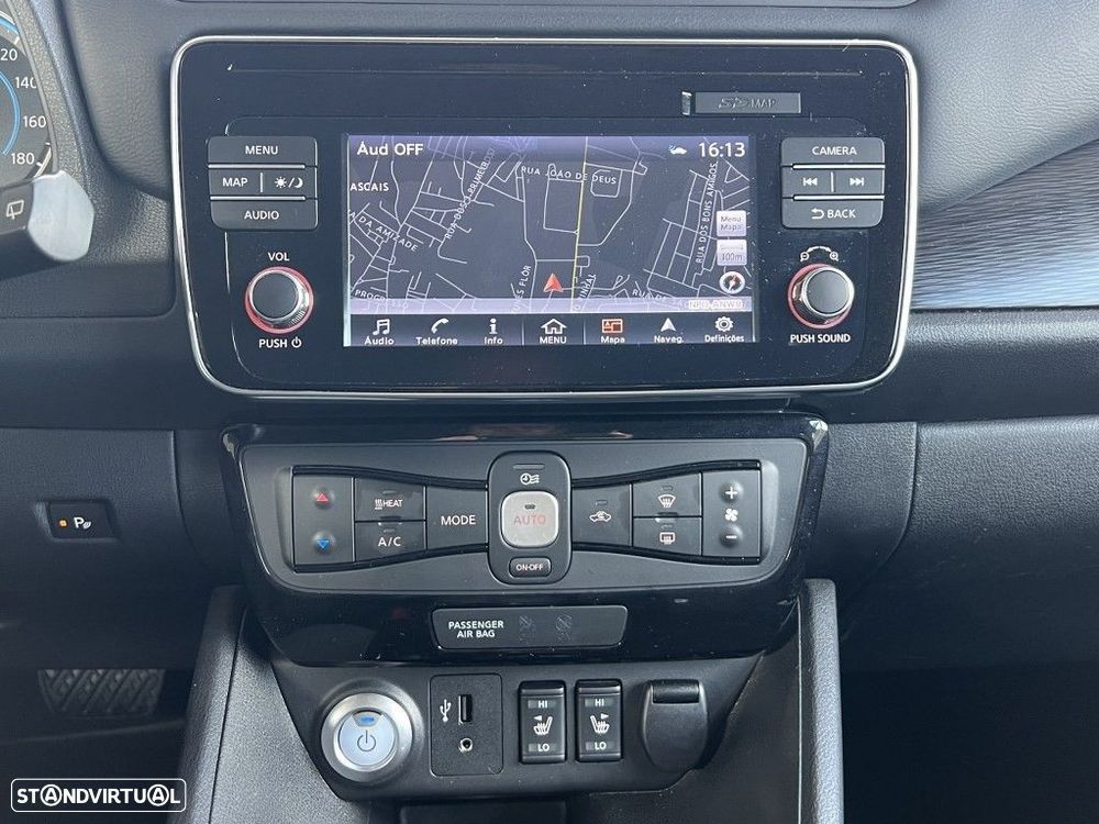 Nissan Leaf N-Connecta Two Tone - 15